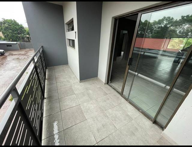 2 BEDROOM APARTMENT FOR SALE IN RUSTENBURG CENTRAL